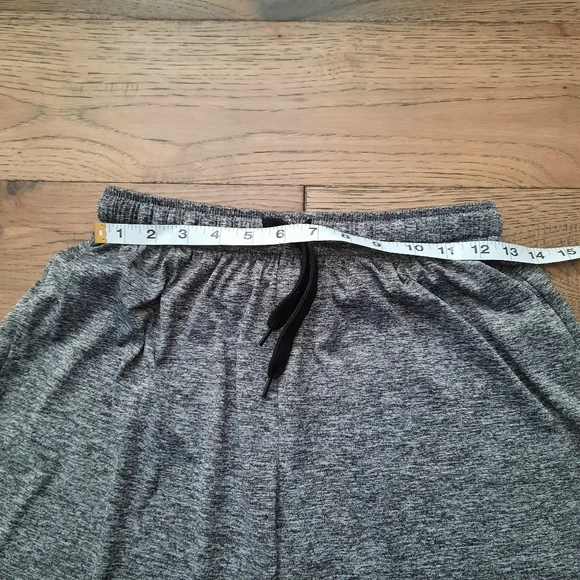 Toronto Maple Leaf Drawstring Shorts - Picture 8 of 12